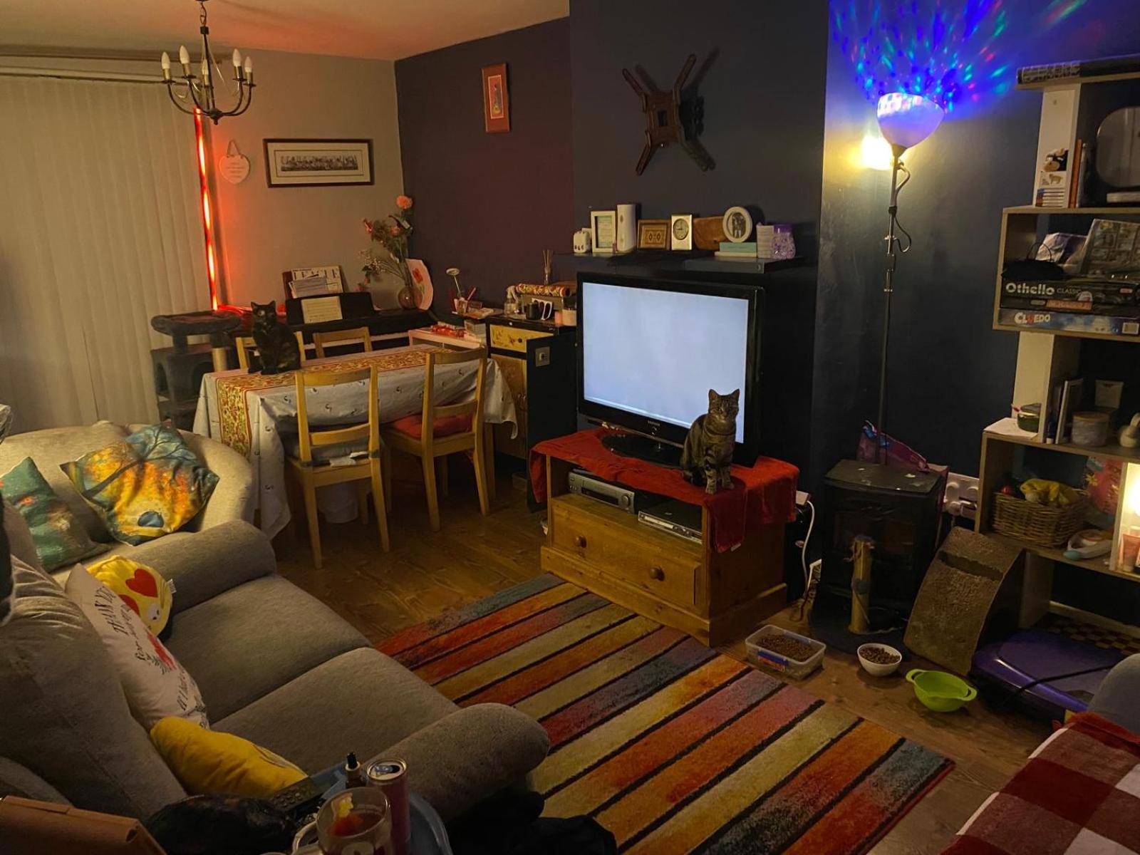 Cosy With Parking & Garden Hospedagem domiciliar Manchester